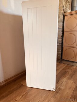 Nástěnná kuchyňská bílá skříňka IKEA - 2