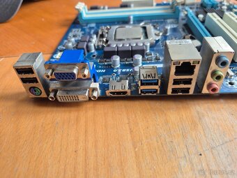 GIGABYTE B75M-D3H / LGA1155 - 2