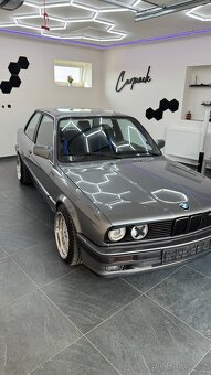 BMW E30 V8 4.0 - 2