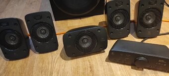 Reproduktory Logitech z906 - 2