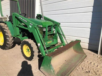 Traktor John Deere 790 - 2