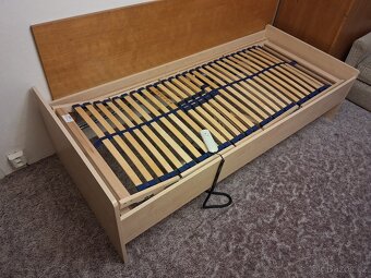 Polohovací postel - 2 elektromotory - zánovní - 2