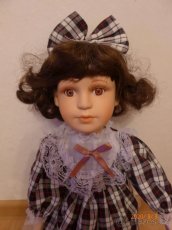 Panenka s porcelánovou hlavičkou - 2