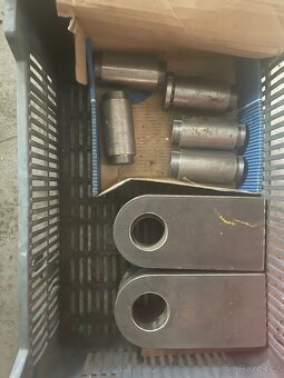 Podstavec hydraulické ruky LKT + rozvaděč Danfoss - 2