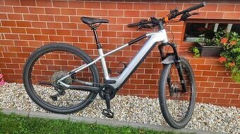 Horské elektrokolo Cube - 2