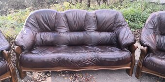 Kožená sedací souprava 3+1+1 s masivním dřevem TOP STAV - 2