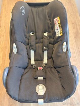 Dětská autosedačka Maxi Cosi vč. Isofix základny FamilyFix - 2