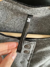 Nepromokavý dámský kabát Woox - 2