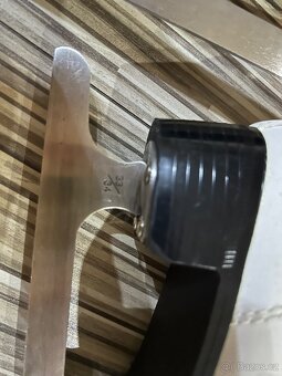 Brusle na led dívčí 33/34 - 2