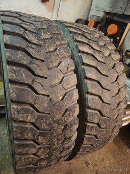 • 315/80 R22.5 Michelin X WORKS / SADA - 2