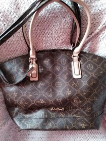 velká hnědá kabelka - 2