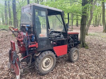 Malotraktor s navijakem - 2