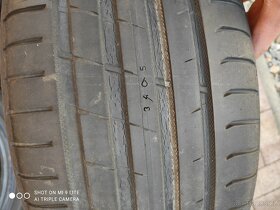 Letní pneu Nokian 215/45/ZR17 - 2