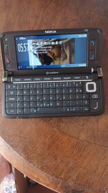 Nokia E90 - 2