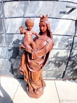 Socha Panna Maria a Ježíšek. Madona s dítětem - 2