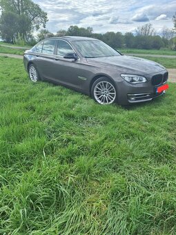 BMW 750I XDRIVE - 2
