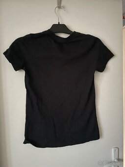 Dámské tričko značky Nike - 2