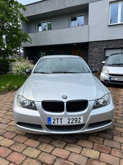 BMW E90 318i - 2
