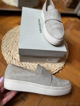 Vagabond kozene Slip on - 2