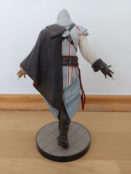 Assassin's Creed 2 Ezio figurka - 2