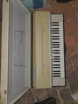 Klávesy Honner, sestava - 2