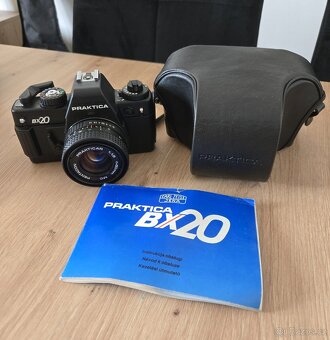 Fotoaparát Praktica BX20 s příslušenstvím - 2