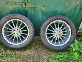 Vossen 8Jx18 255/50 R18 5x108 - 2