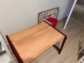 IKEA dětský stůl + židličky - 2
