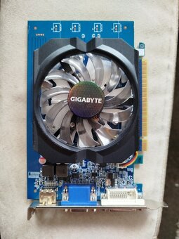 Grafická karta Gigabyte GV-N730D5-2GI - 2
