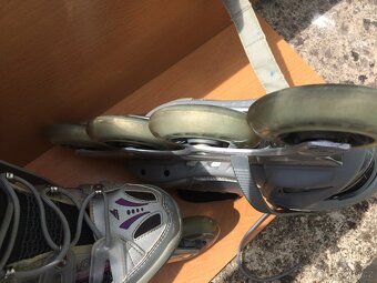 Prodám dámské-dívčí kolečkové brusle Rollerblade Activa 90 - 2