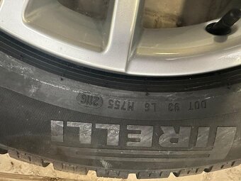 Originální zimní kompletní kola Audi Q3 – 215/60 R17 - 2