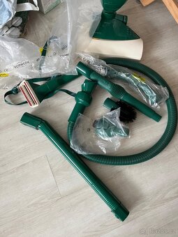 Výkonný vysavač Vorwerk Kobold 130 - 2