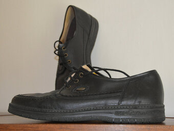 Polobotky Lepanto vel. 44 - nenošené - 2