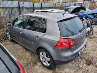 VW Golf 5 - 2008,1,6-B,75KW na náhradní díly - 2