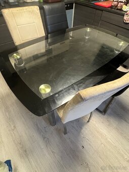 Za odvoz jídelní set - 2