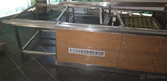 Výdejní stůl na potraviny – gastro č. 083 - 2