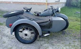 Dněpr,Ural K 750 se sidecar - 2