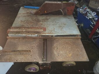 Cirkulárka s hoblovku - 2