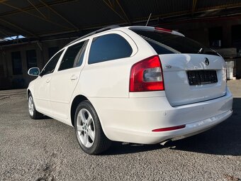 ŠKODA OCTAVIA - 2