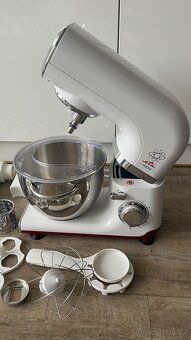 Kuchyňský robot Eta MEZO II - 2