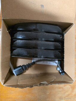 Brdzové destičky 8V0698151S - 2