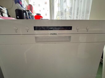 Myčka nádobí MORA - 2