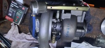 Turbo holset HX40W - 2