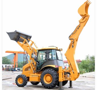 Traktor bagr , LTZ 388, - 2