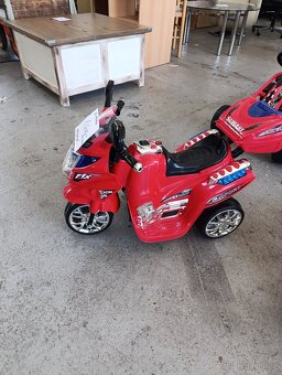 Nová dětská elektrická motorka. - 2