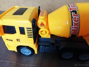 PRODÁM MODEL AUTOMÍCHAČKY NA BETON - 2