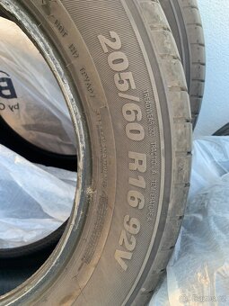 Letní pneu 205/60/R16 92V - 2