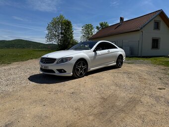Mercedes-Benz CL500 v8 - 2