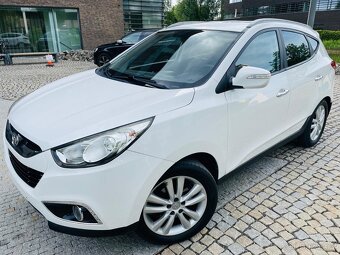 Hyundai ix35 2.0CRDi 4x4 MANUÁL VÝHŘEV TAŽNÉ SERVISKA - 2
