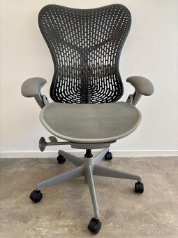 Kancelářská židle Herman Miller MIrra - 2